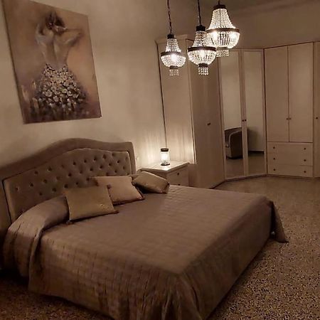 La Casa Sotto Il Castello Apartman Bracciano Kültér fotó