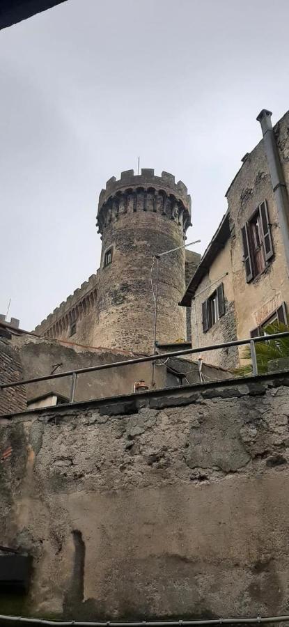 La Casa Sotto Il Castello Apartman Bracciano Kültér fotó