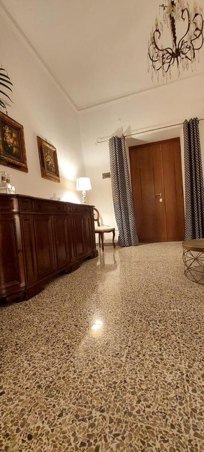 La Casa Sotto Il Castello Apartman Bracciano Kültér fotó