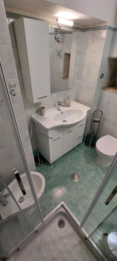 La Casa Sotto Il Castello Apartman Bracciano Kültér fotó